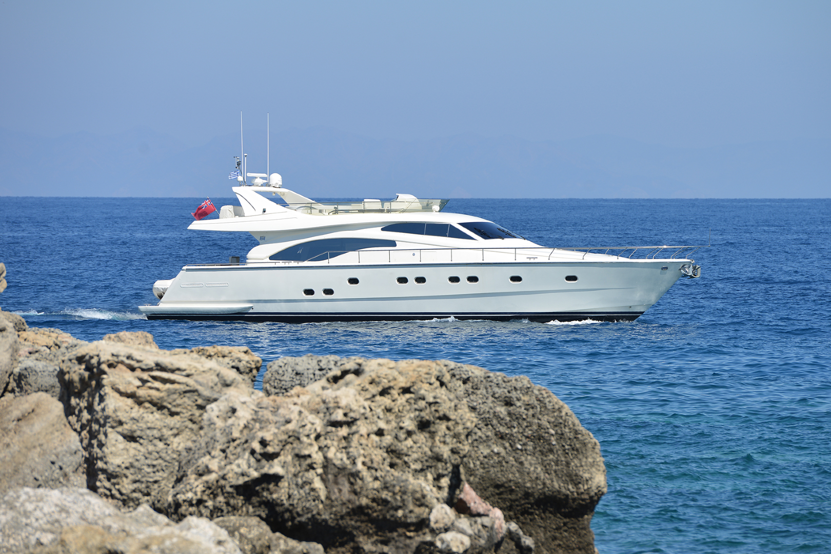 Luxury-Motor-yacht-Mary-yachting
