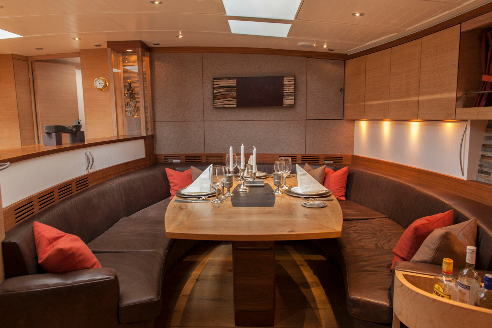 yacht-dining-area-with-table