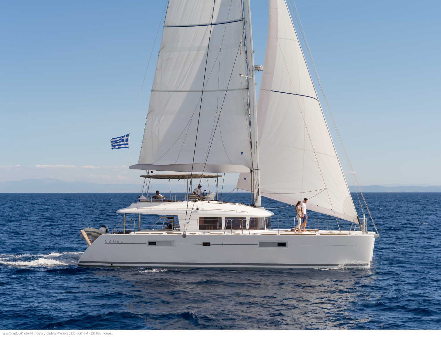 luxury-catamaran-yacht-Moya-side-view