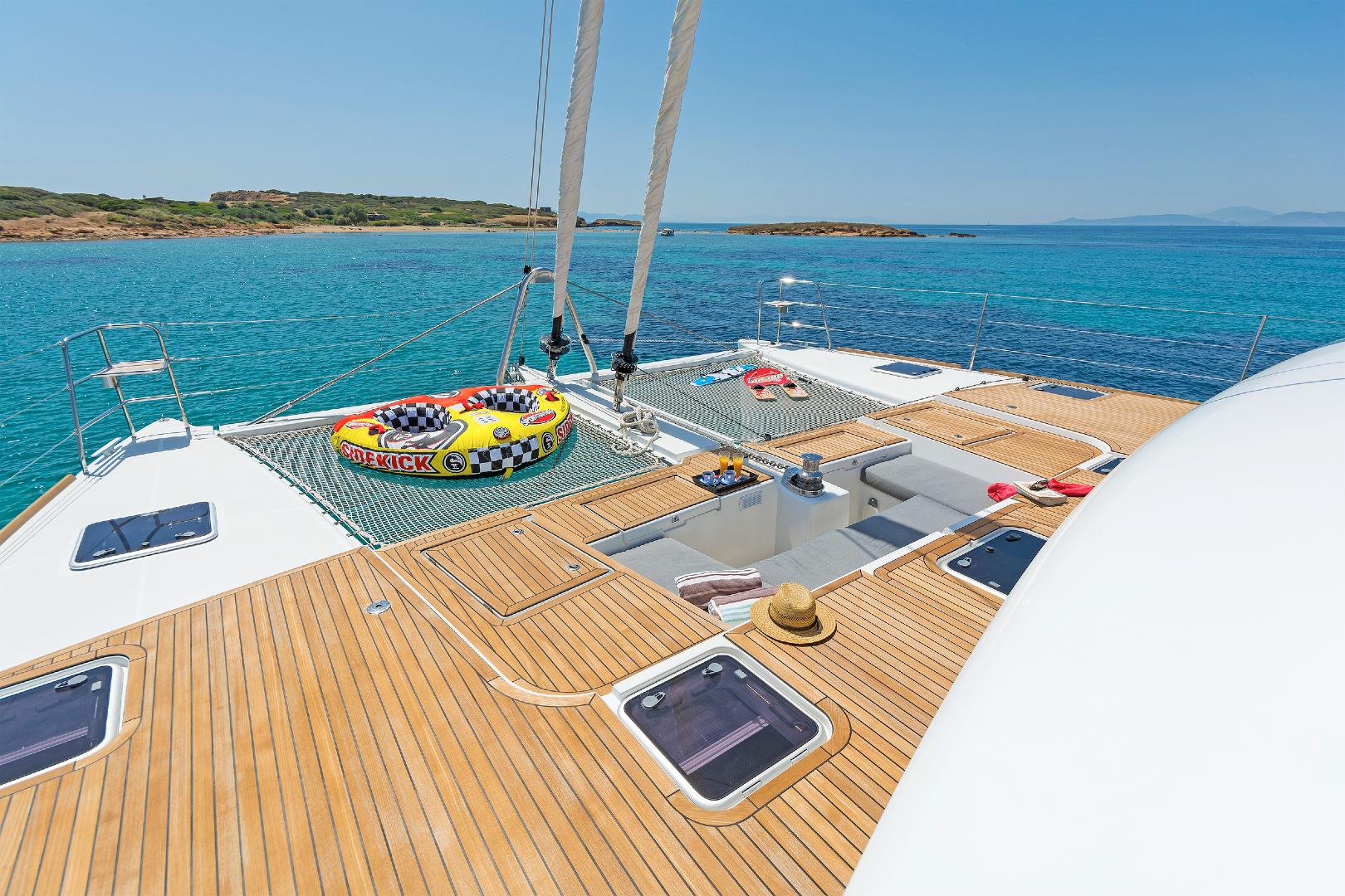 luxury-sailing-catamaran-Sea Bliss-bow