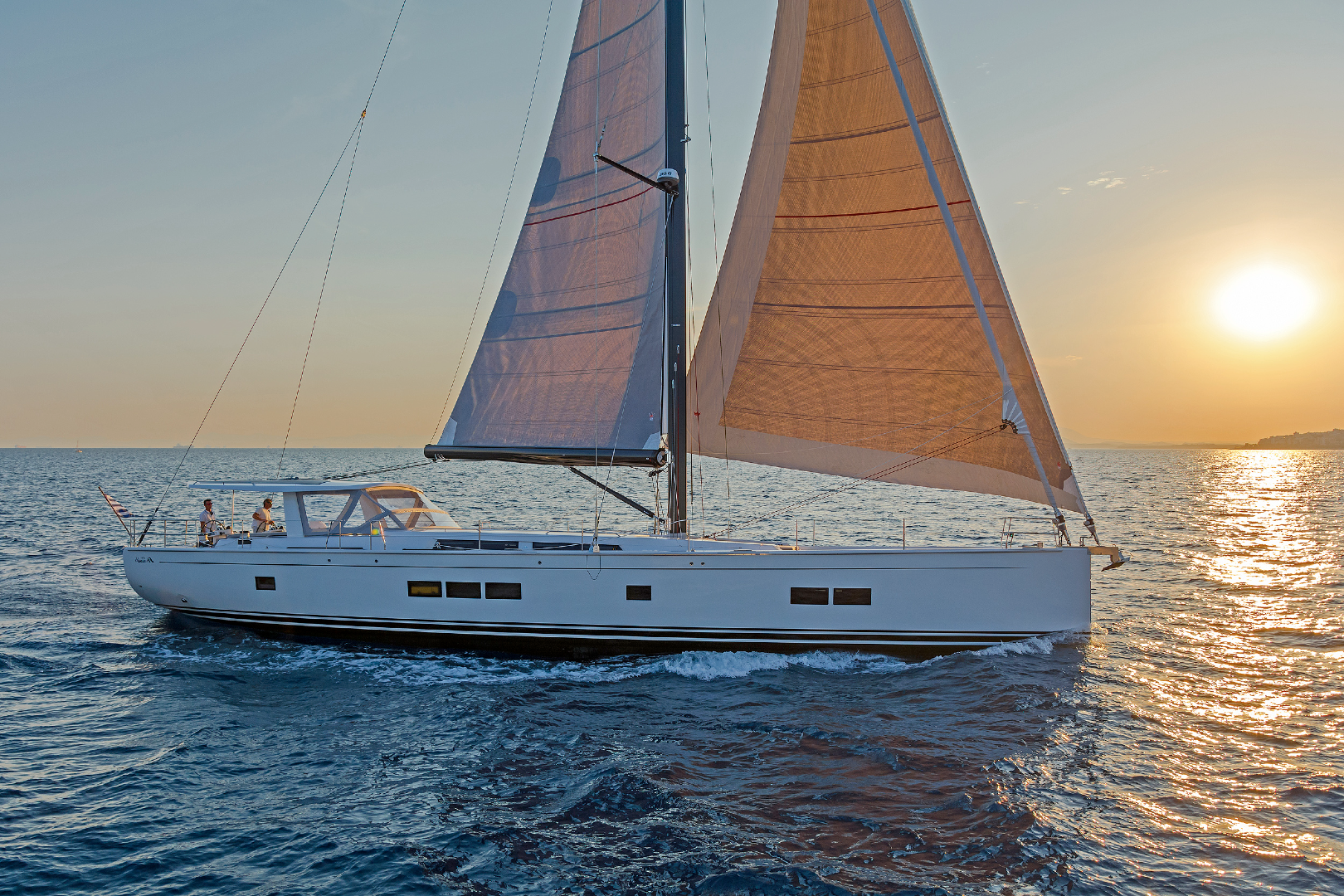 luxury-sailing-yacht-Alizee
