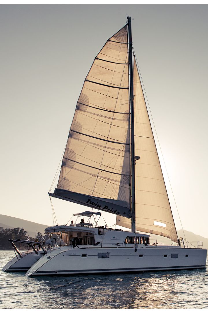 sailing-catamaran-Twin pride-side view